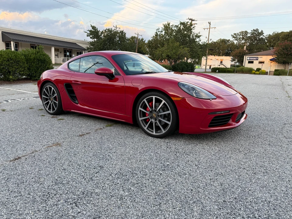 2017 Porsche 718 Cayman S - Image 10 of 31