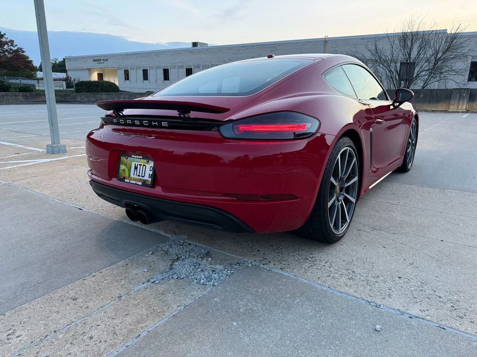 2017 Porsche 718 Cayman S - Image 15 of 31