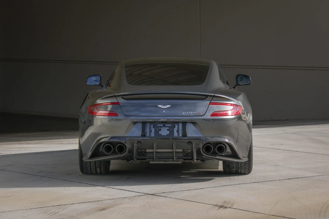 2018 Aston Martin Vanquish 2nd Gen - Image 16 of 31