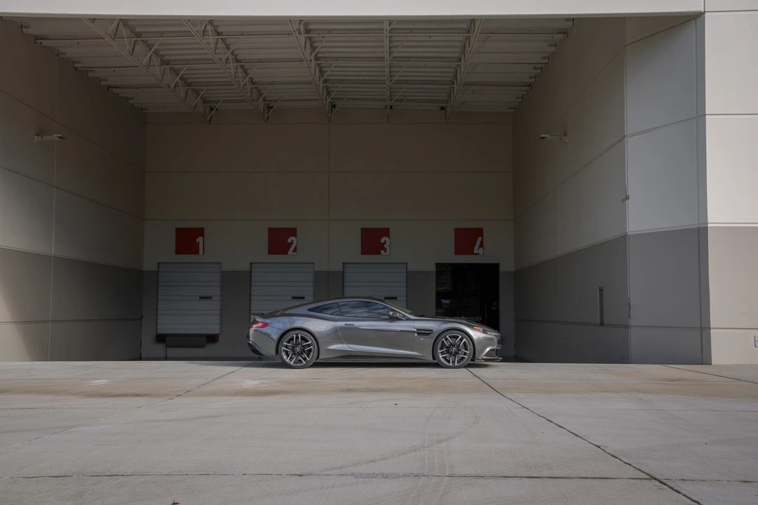 2018 Aston Martin Vanquish 2nd Gen - Image 10 of 31
