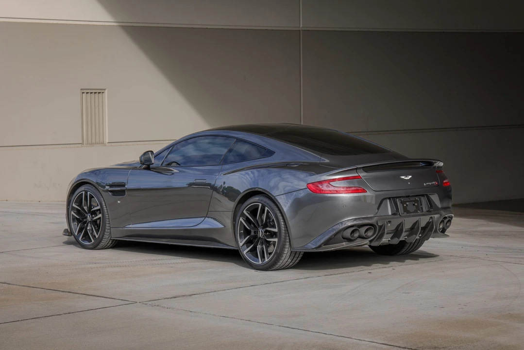 2018 Aston Martin Vanquish 2nd Gen - Image 18 of 31