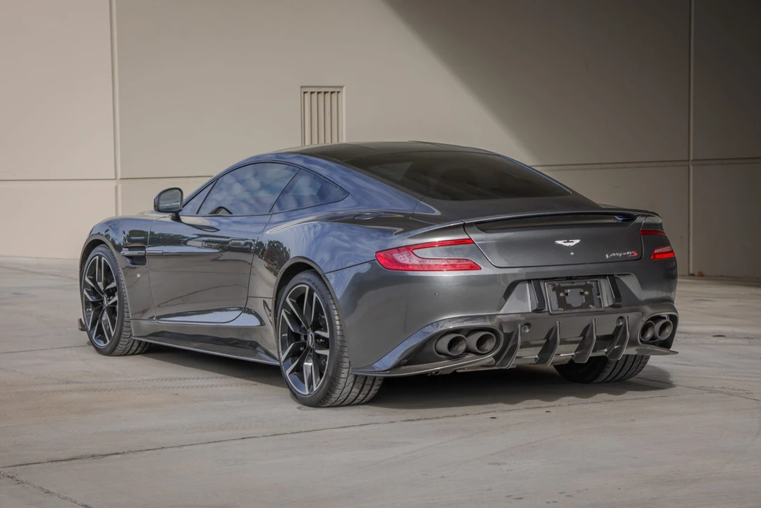 2018 Aston Martin Vanquish 2nd Gen - Image 17 of 31