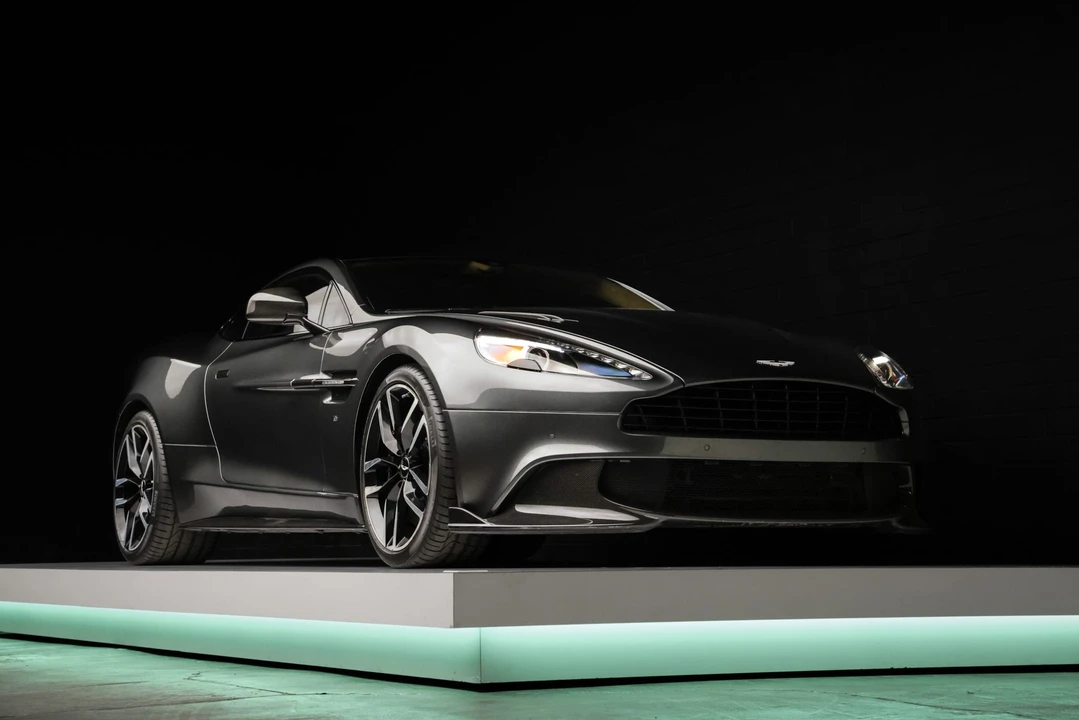 2018 Aston Martin Vanquish 2nd Gen - Image 30 of 31