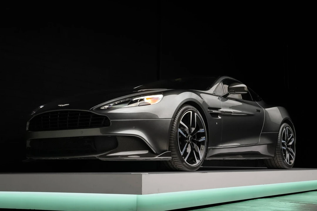 2018 Aston Martin Vanquish 2nd Gen - Image 26 of 31