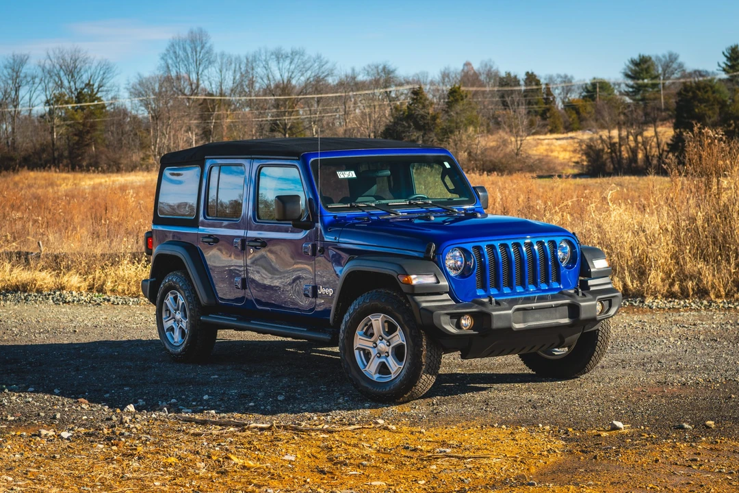 2018 Jeep JL Wrangler - Image 29 of 31