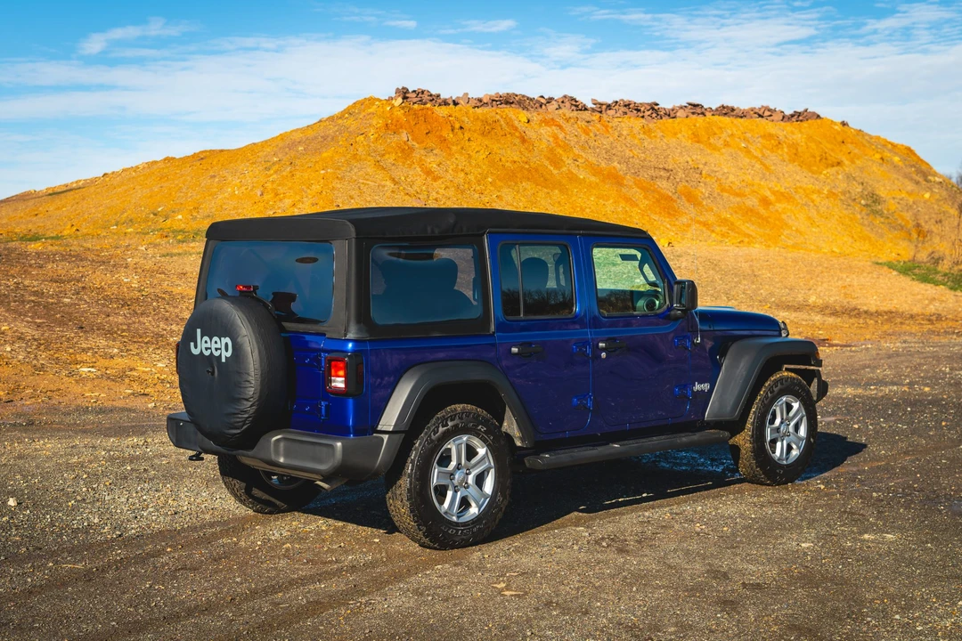 2018 Jeep JL Wrangler - Image 22 of 31