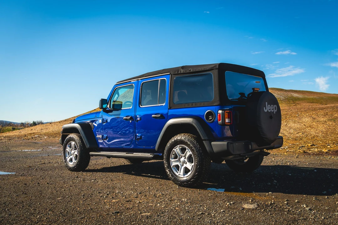 2018 Jeep JL Wrangler - Image 13 of 31