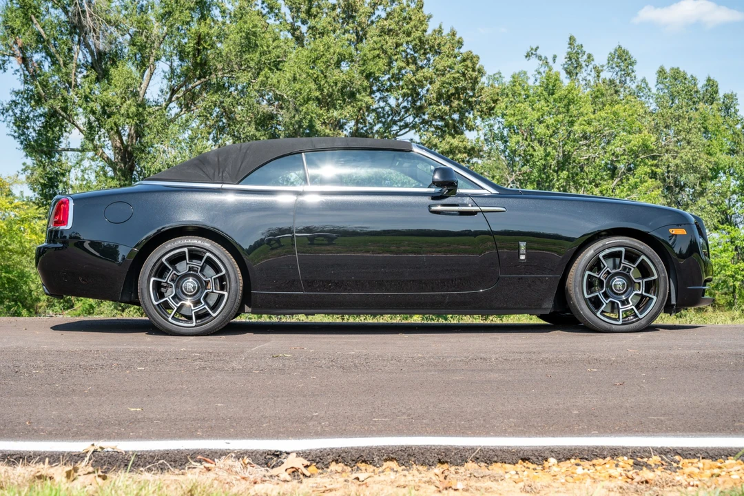 2018 Rolls-Royce Dawn Black Badge - Image 16 of 31