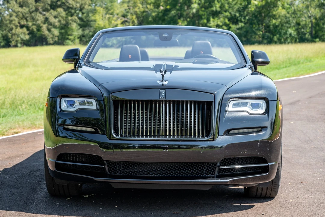 2018 Rolls-Royce Dawn Black Badge - Image 2 of 31