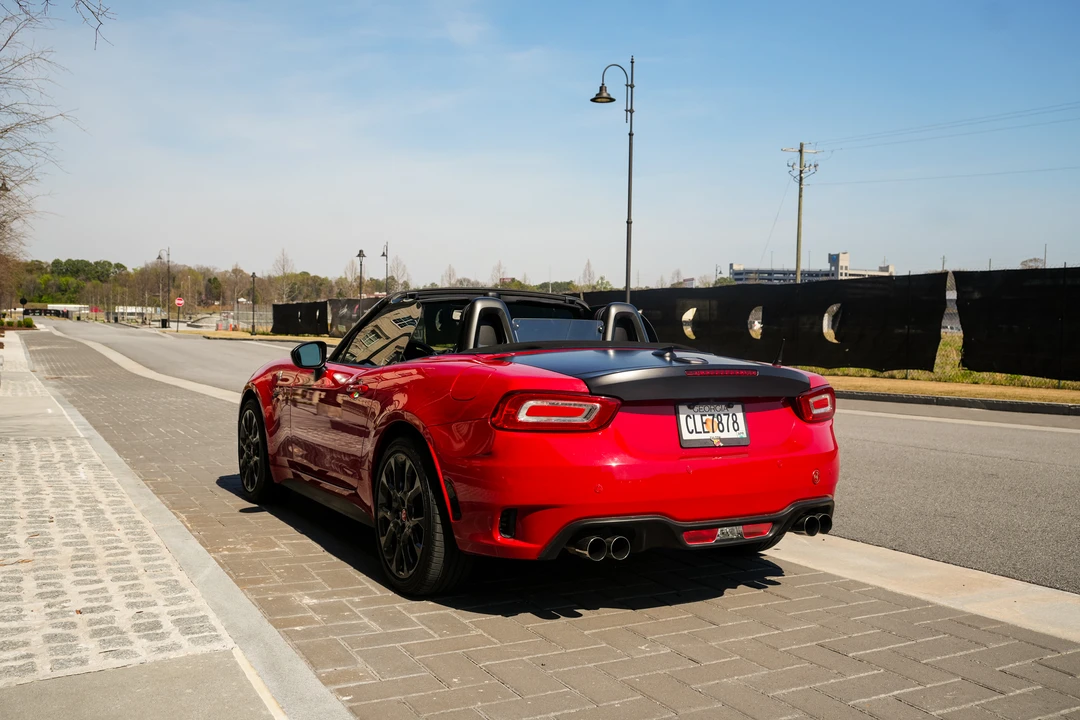 2019 Fiat 124 Spider - Image 8 of 31