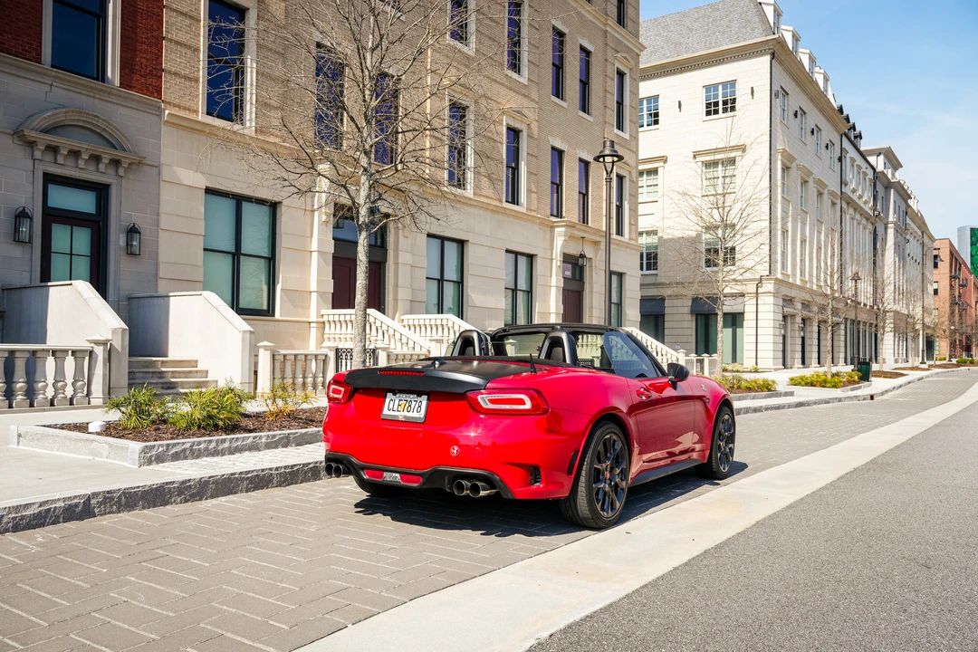 2019 Fiat 124 Spider - Image 6 of 31