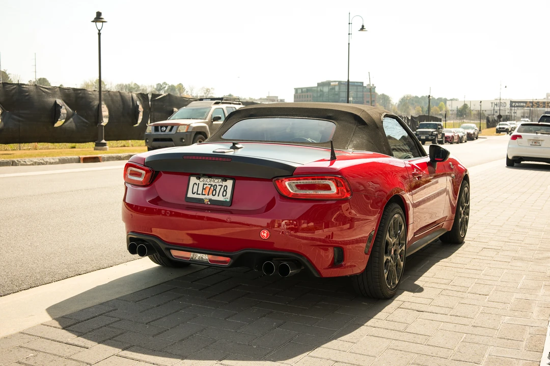 2019 Fiat 124 Spider - Image 12 of 31