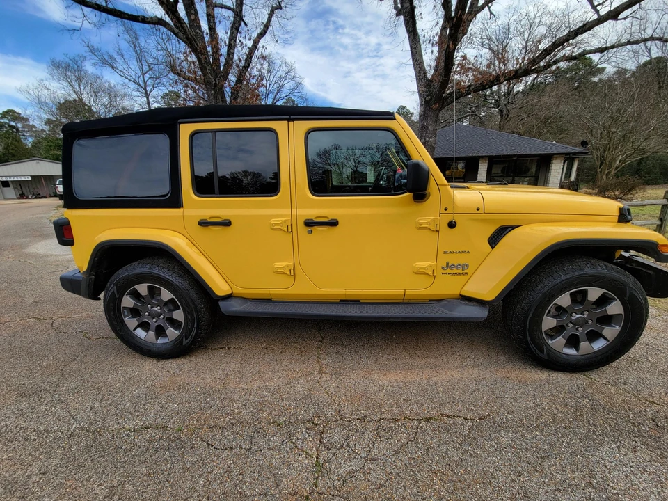 2019 Jeep JL Wrangler - Image 5 of 31