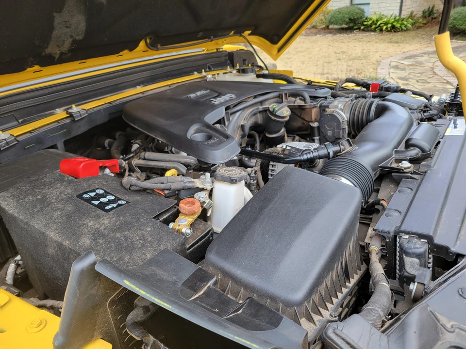 2019 Jeep JL Wrangler - Image 30 of 31