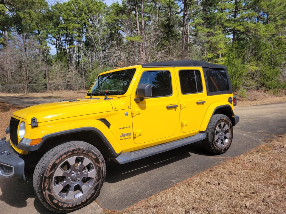 2019 Jeep JL Wrangler - Image 2 of 31
