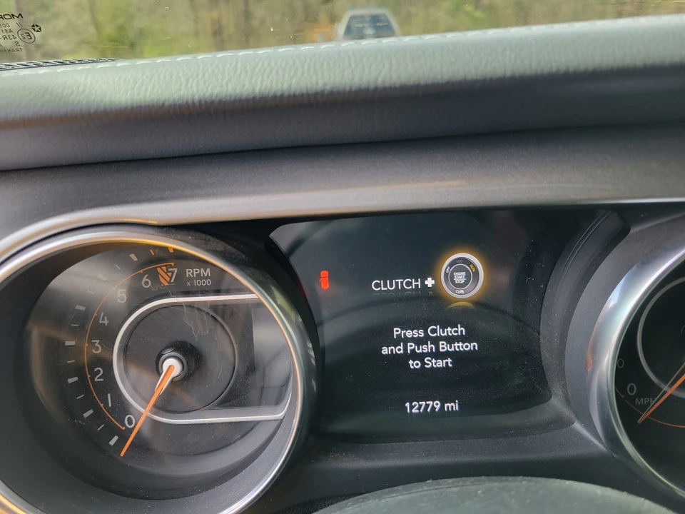 2019 Jeep JL Wrangler - Image 21 of 31