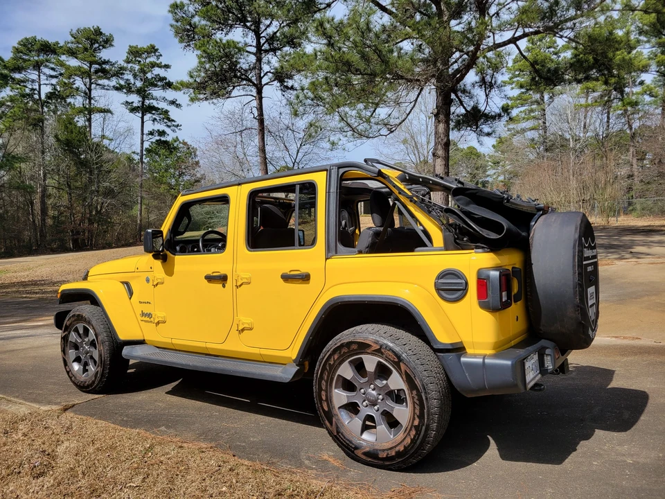 2019 Jeep JL Wrangler - Image 8 of 31
