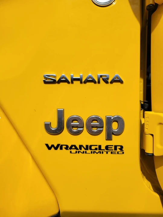 2019 Jeep JL Wrangler - Image 13 of 31