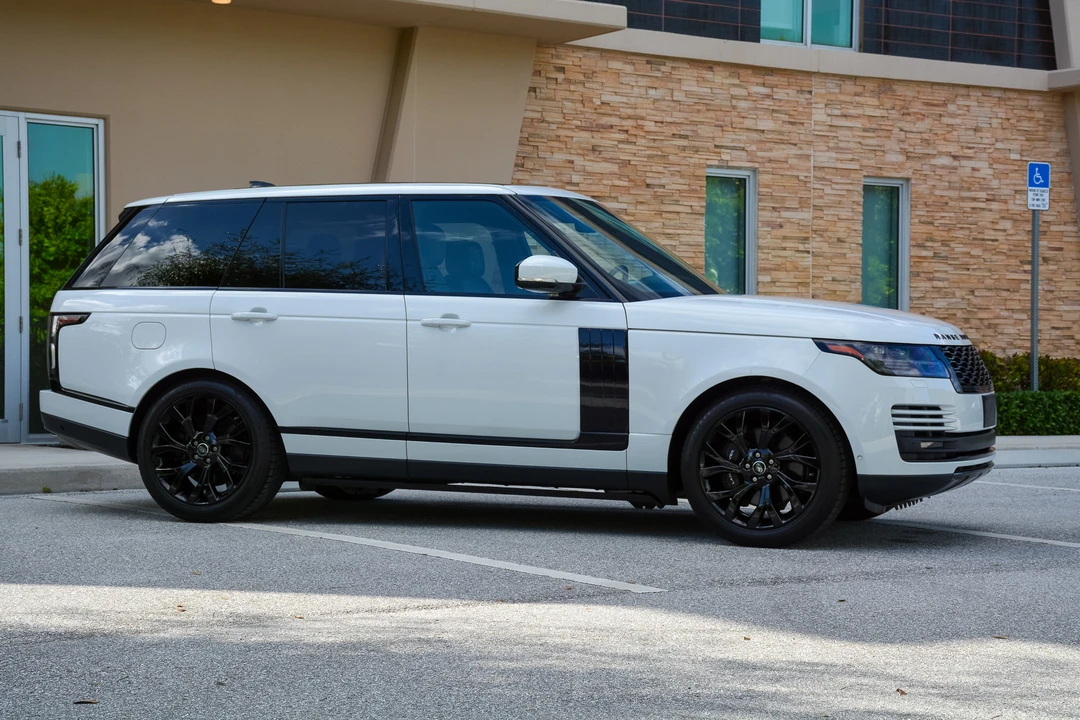 2019 Land Rover Range Rover L405 - Image 2 of 31