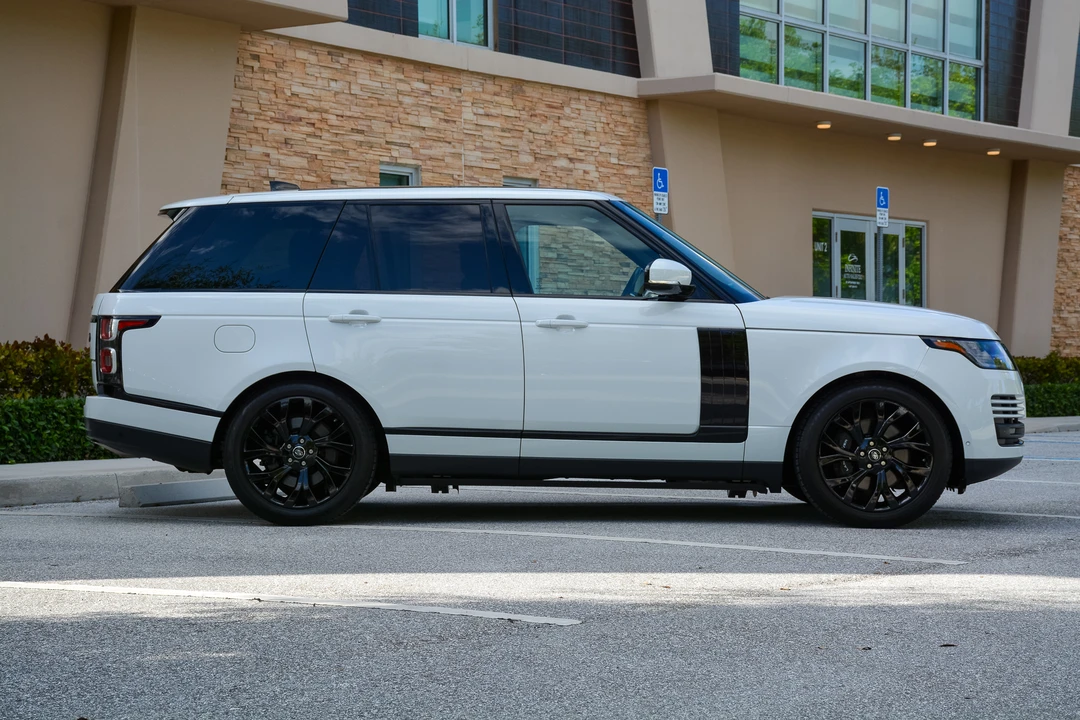 2019 Land Rover Range Rover L405 - Image 18 of 31