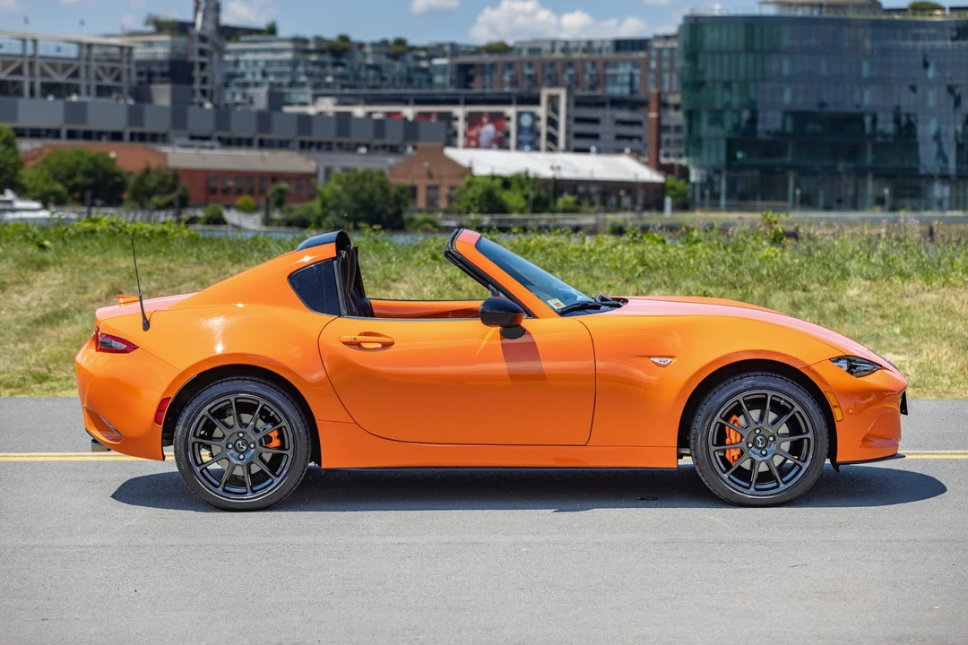 2019 Mazda ND MX-5 Miata - Image 9 of 31