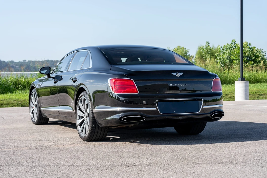 2020 Bentley Continental - Image 30 of 31