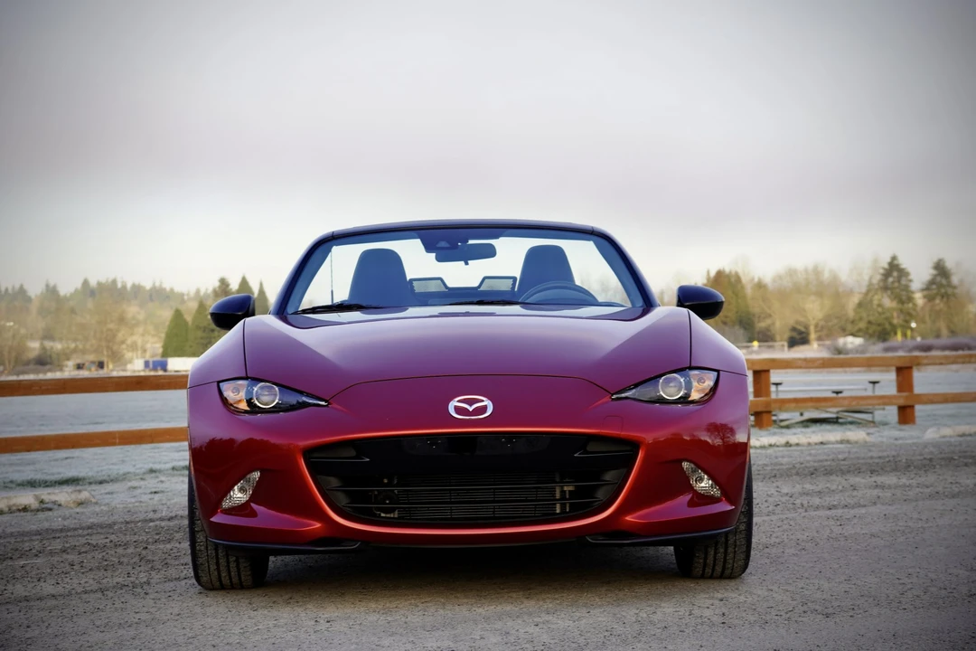 2020 Mazda ND MX-5 Miata - Image 17 of 31