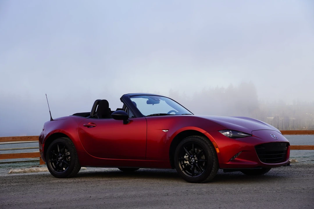 2020 Mazda ND MX-5 Miata - Image 23 of 31