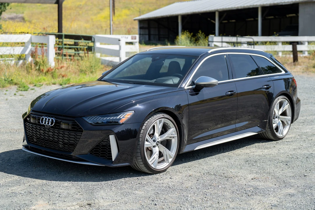 2021 Audi C8 RS6 - Image 2 of 31