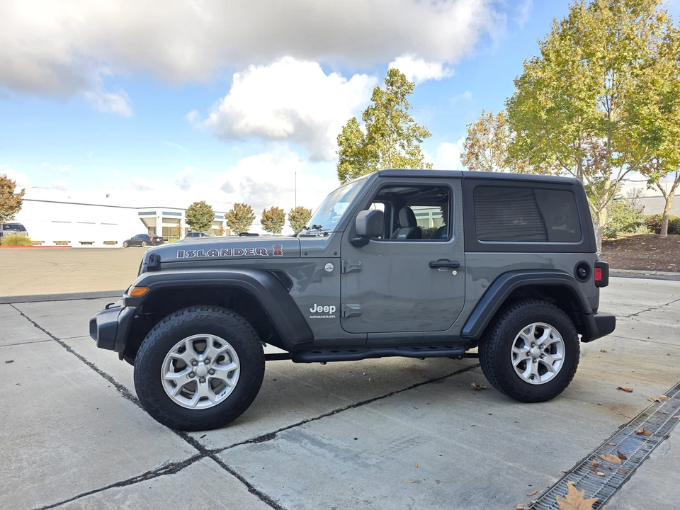 2021 Jeep JL Wrangler - Image 19 of 31