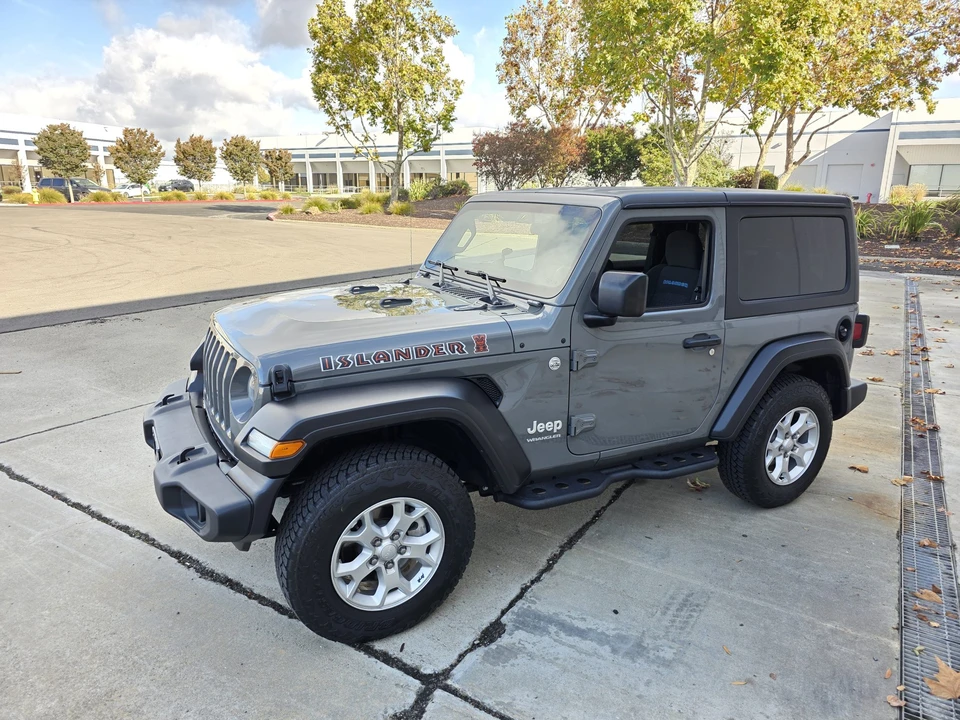2021 Jeep JL Wrangler - Image 21 of 31