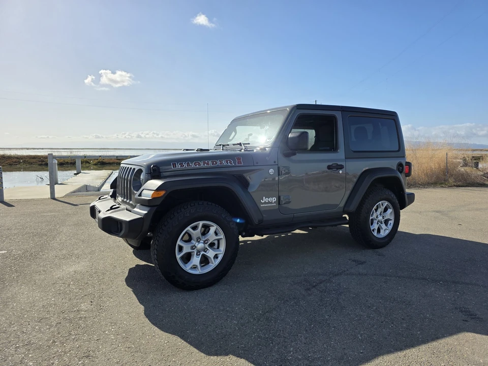 2021 Jeep JL Wrangler - Image 14 of 31