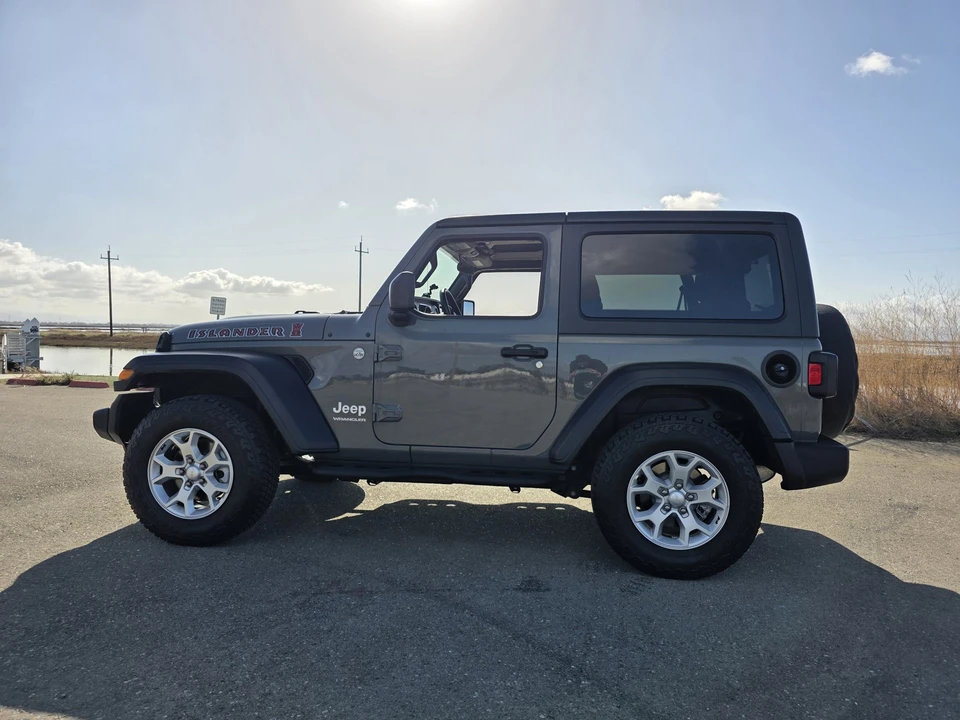 2021 Jeep JL Wrangler - Image 28 of 31