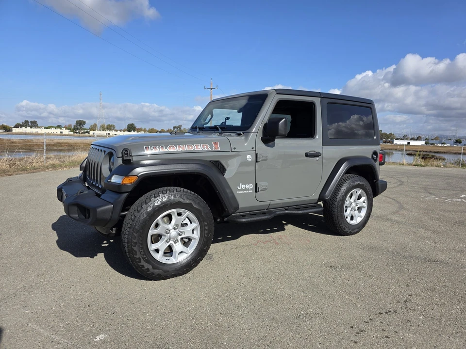 2021 Jeep JL Wrangler - Image 16 of 31