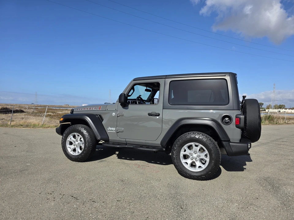 2021 Jeep JL Wrangler - Image 29 of 31