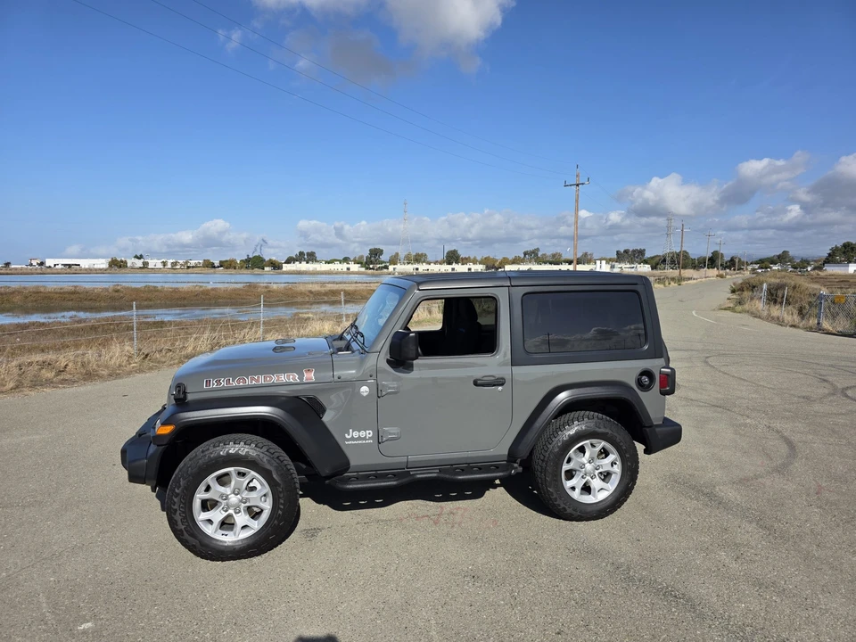 2021 Jeep JL Wrangler - Image 26 of 31