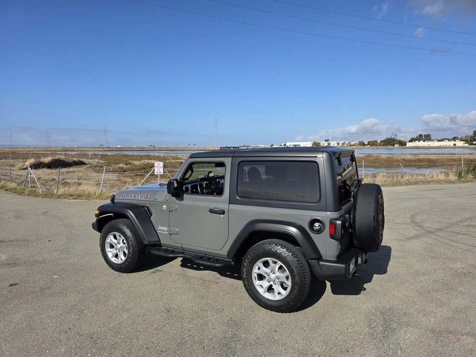 2021 Jeep JL Wrangler - Image 30 of 31