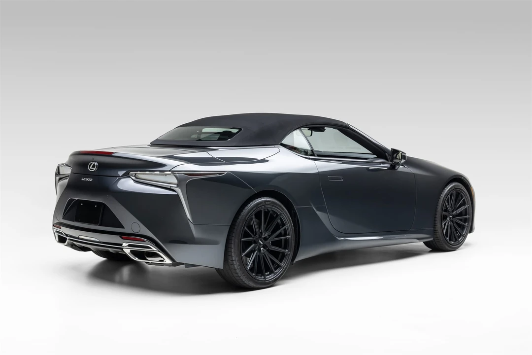 2021 Lexus LC - Image 10 of 31