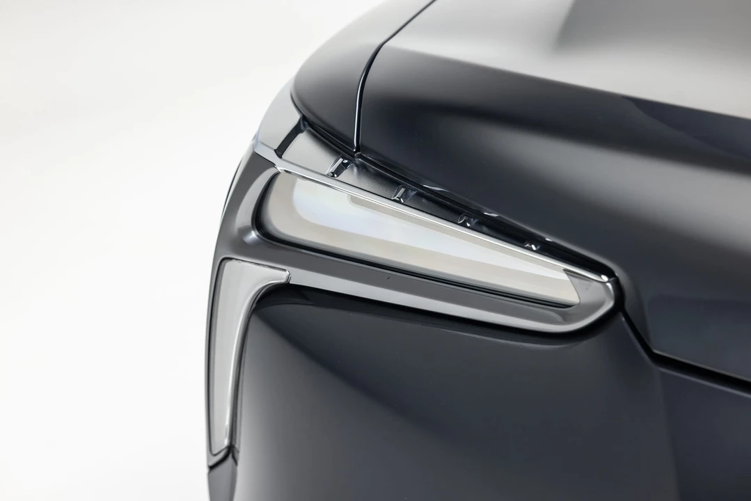 2021 Lexus LC - Image 20 of 31