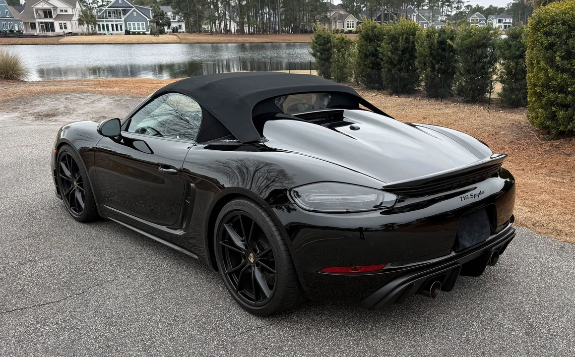 2021 Porsche - Image 11 of 31