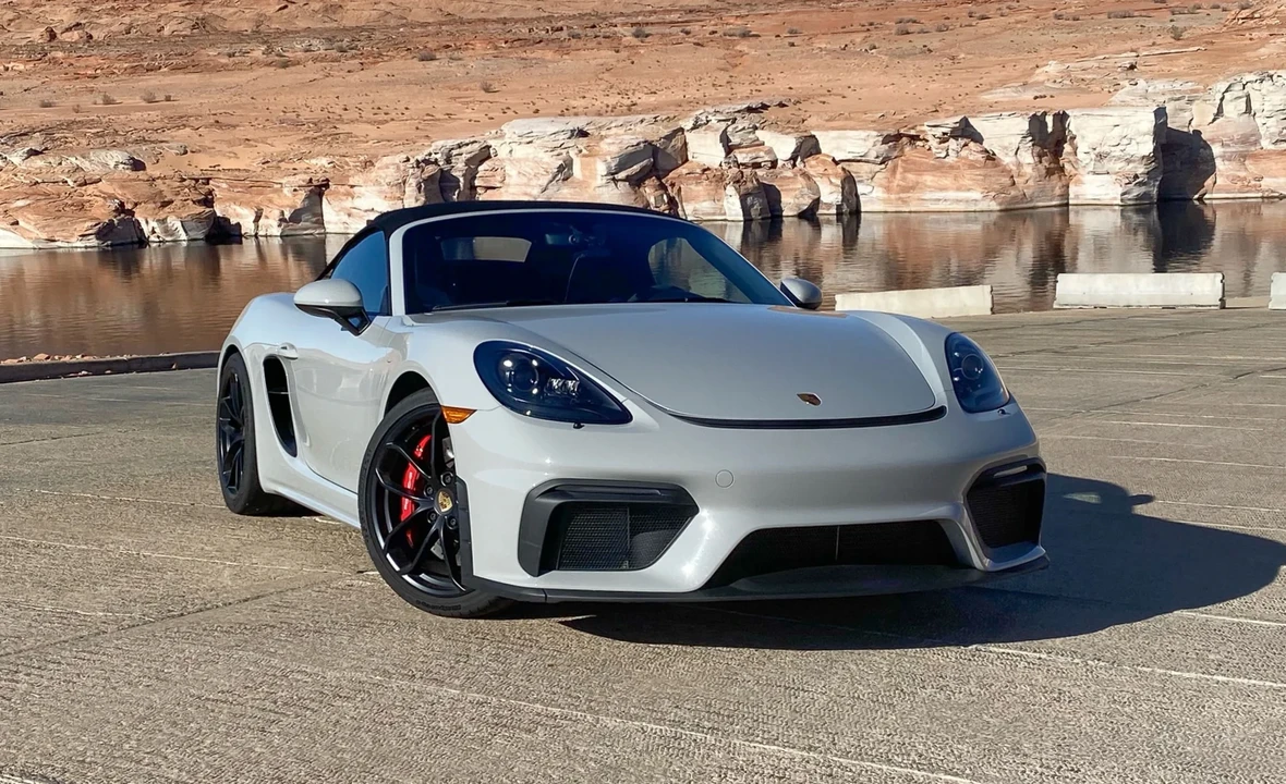 2022 Porsche - Image 27 of 31