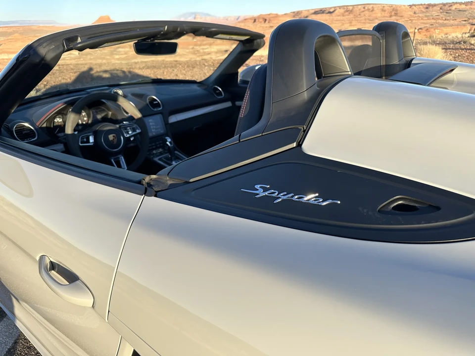 2022 Porsche - Image 31 of 31