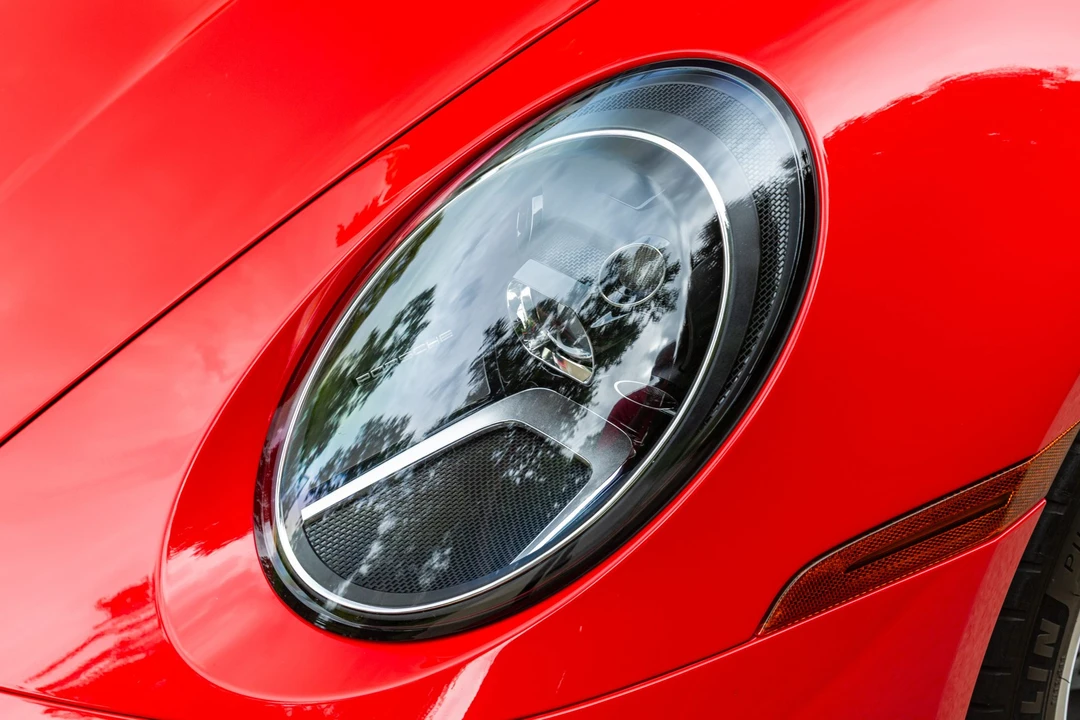 2022 Porsche 992 Carrera - Image 22 of 31