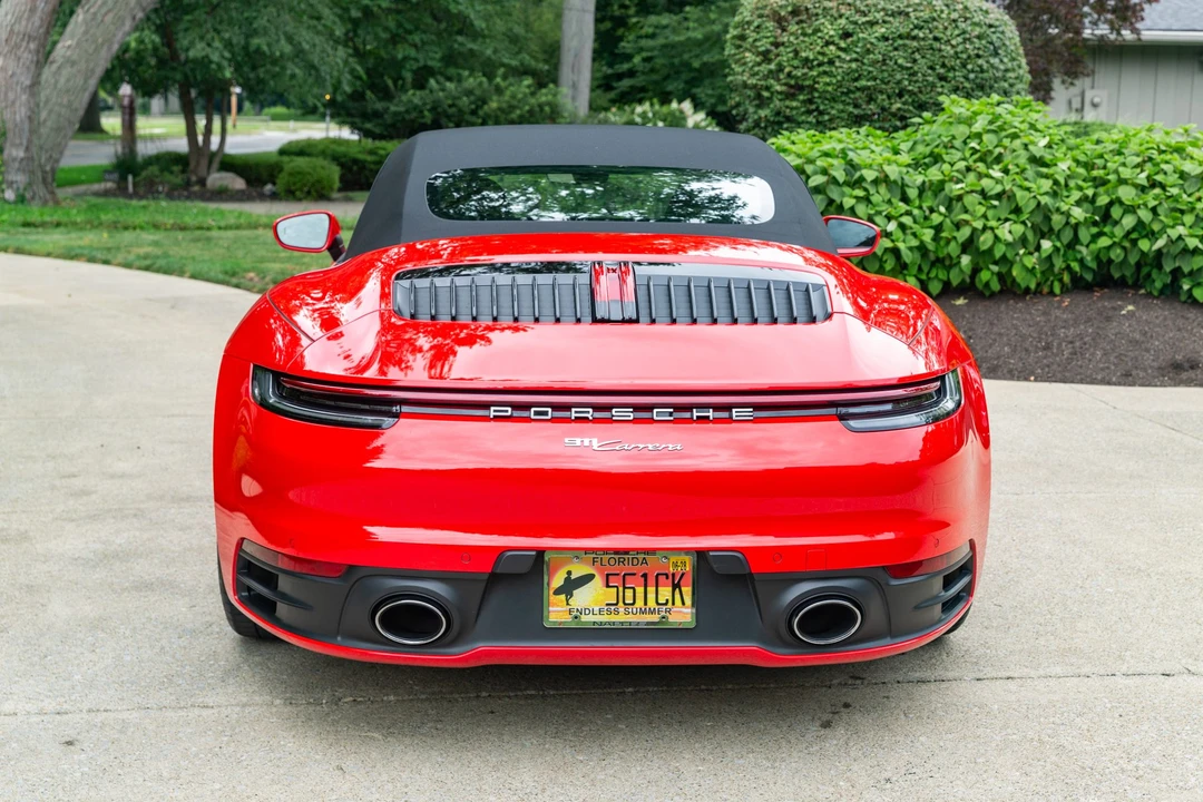 2022 Porsche 992 Carrera - Image 14 of 31