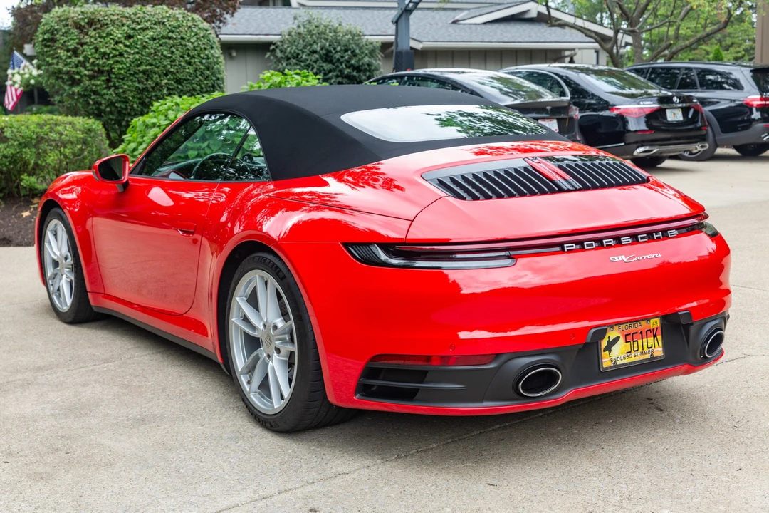 2022 Porsche 992 Carrera - Image 13 of 31