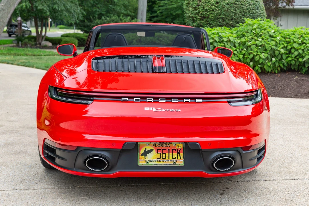 2022 Porsche 992 Carrera - Image 5 of 31