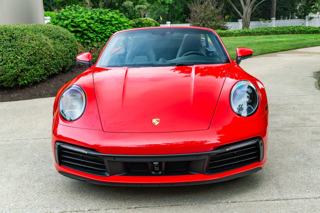 2022 Porsche 992 Carrera - Image 9 of 31
