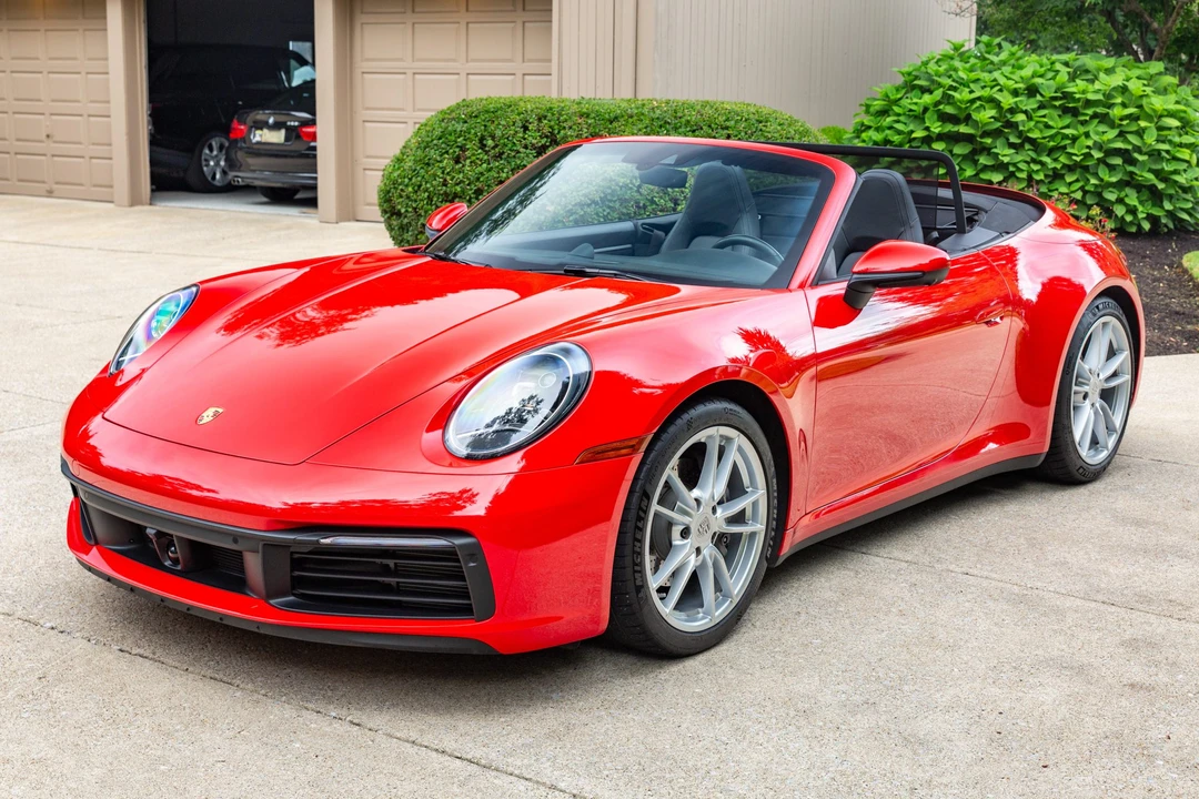2022 Porsche 992 Carrera - Image 2 of 31