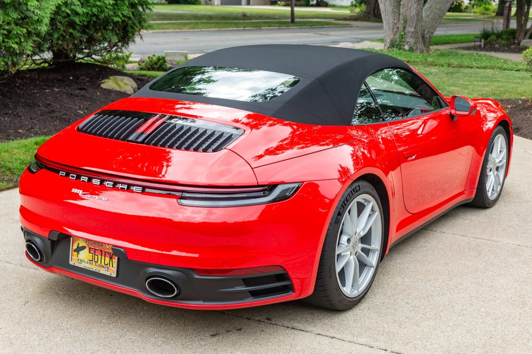 2022 Porsche 992 Carrera - Image 15 of 31
