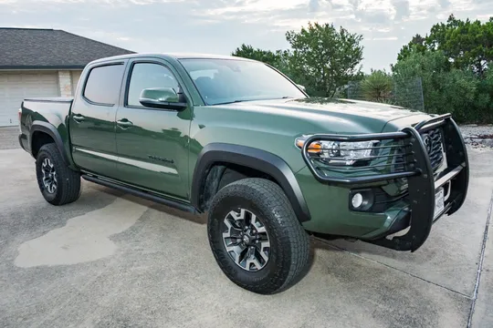 2022 Toyota Tacoma TRD Off-Road Double Cab V6 4×4 6-Speed